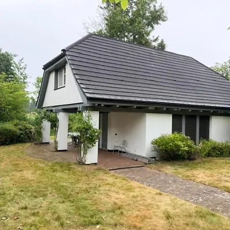 Haus *